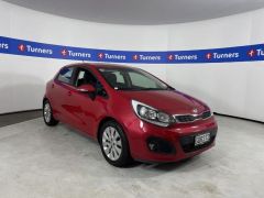 Photo of the vehicle Kia Rio