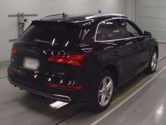 Photo of the vehicle Audi Q5