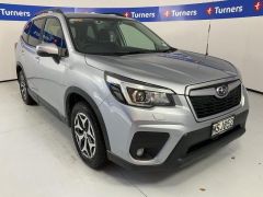 Photo of the vehicle Subaru Forester