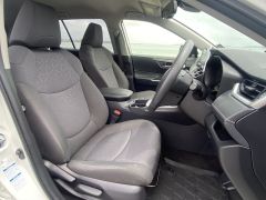 Photo of the vehicle Toyota RAV4