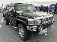 Photo of the vehicle Hummer H3