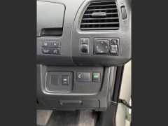 Photo of the vehicle Nissan Serena