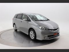 Photo of the vehicle Toyota Wish