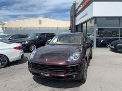 Photo of the vehicle Porsche Macan