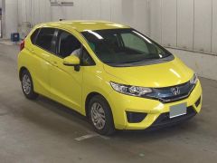 Photo of the vehicle Honda Fit