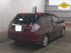 Photo of the vehicle Honda Fit