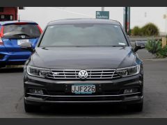 Photo of the vehicle Volkswagen Passat