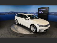 Photo of the vehicle Volkswagen Passat