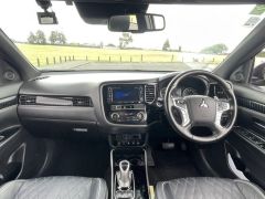 Photo of the vehicle Mitsubishi Outlander