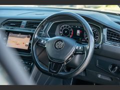 Photo of the vehicle Volkswagen Tiguan