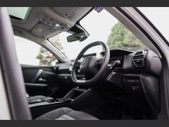 Photo of the vehicle Citroen C4