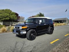 Photo of the vehicle Toyota FJ Cruiser