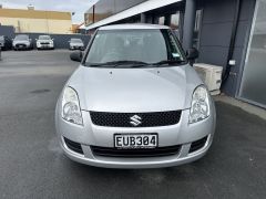 Photo of the vehicle Suzuki Swift