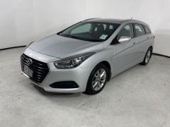 Photo of the vehicle Hyundai i40