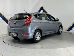 Photo of the vehicle Hyundai Accent