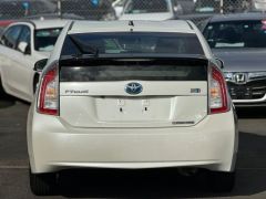 Photo of the vehicle Toyota Prius