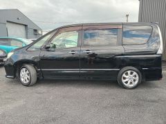 Photo of the vehicle Nissan Serena