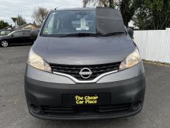 Photo of the vehicle Nissan NV200