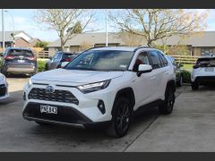 Photo of the vehicle Toyota RAV4