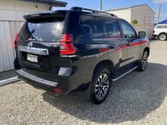 Photo of the vehicle Toyota Land Cruiser Prado