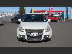 Photo of the vehicle Suzuki Swift