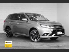 Photo of the vehicle Mitsubishi Outlander