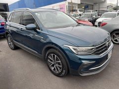 Photo of the vehicle Volkswagen Tiguan