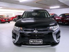 Photo of the vehicle Mitsubishi Outlander