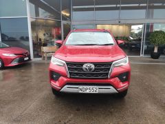 Photo of the vehicle Toyota Fortuner