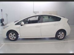 Photo of the vehicle Toyota Prius