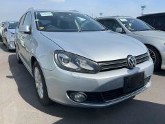 Photo of the vehicle Volkswagen Golf