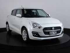 Photo of the vehicle Suzuki Swift