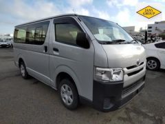 Photo of the vehicle Toyota HiAce