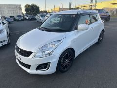 Photo of the vehicle Suzuki Swift