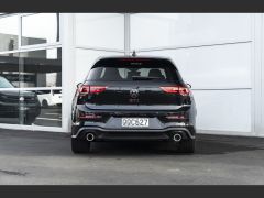 Photo of the vehicle Volkswagen Golf