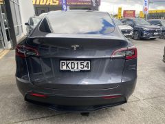 Photo of the vehicle Tesla Model Y