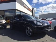 Photo of the vehicle Porsche Cayenne