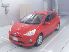 Photo of the vehicle Toyota Aqua