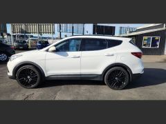 Photo of the vehicle Hyundai Santa Fe