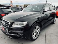 Photo of the vehicle Audi SQ5