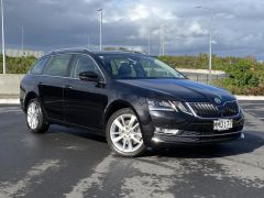 Photo of the vehicle Skoda Octavia