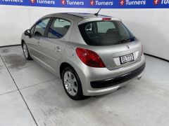 Photo of the vehicle Peugeot 207