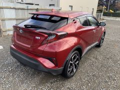 Photo of the vehicle Toyota C-HR