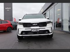 Photo of the vehicle Kia Sorento