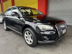 Photo of the vehicle Audi Q5