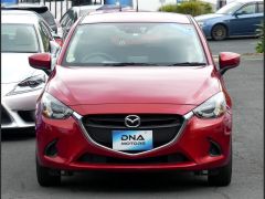 Photo of the vehicle Mazda Demio