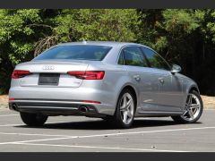 Photo of the vehicle Audi A4