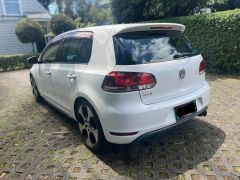 Photo of the vehicle Volkswagen Golf GTI