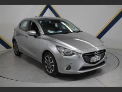 Photo of the vehicle Mazda 2