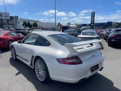 Photo of the vehicle Porsche 911